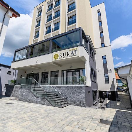 Hotel Dukat Gura Humorului Eksteriør billede