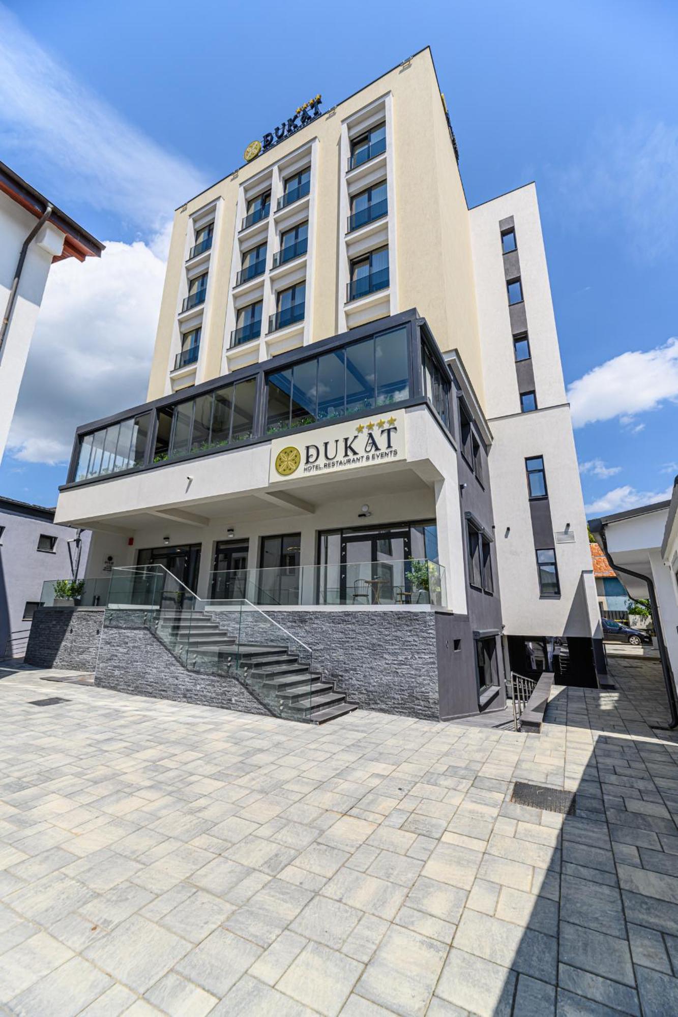 Hotel Dukat Gura Humorului Eksteriør billede